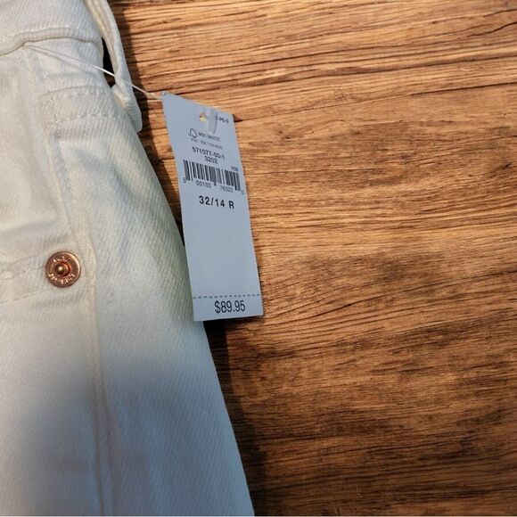 Gap women’s jeans. Size 32. Creamy white color. - Picture 3 of 3